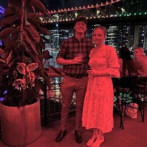 Meet your Posher, Chloe